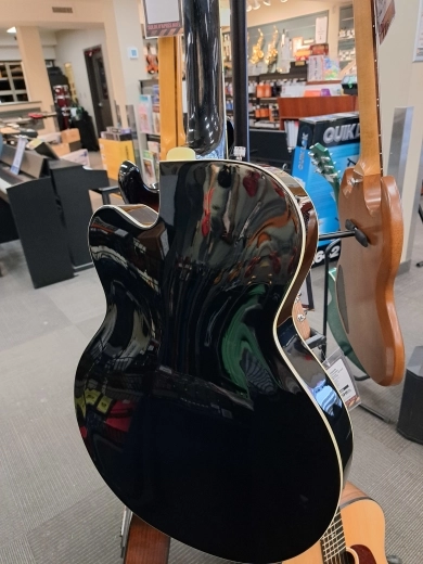 Gretsch Guitars G5120 Electromatic Hollow Body 2